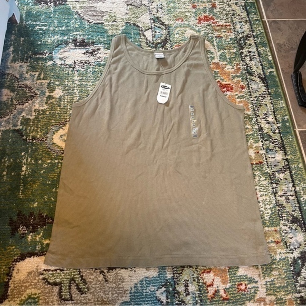 New early 2000’s brown cream Old Navy mens tank top - Picture 5 of 8